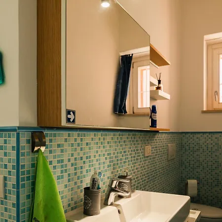 Mini Trendy Nel Cuore Di Universita Апартаменты *